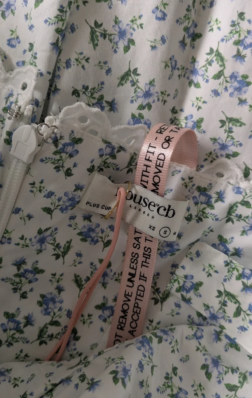 House of CB Adabella Dress • Small • Plus Cup - Picture 7 of 10